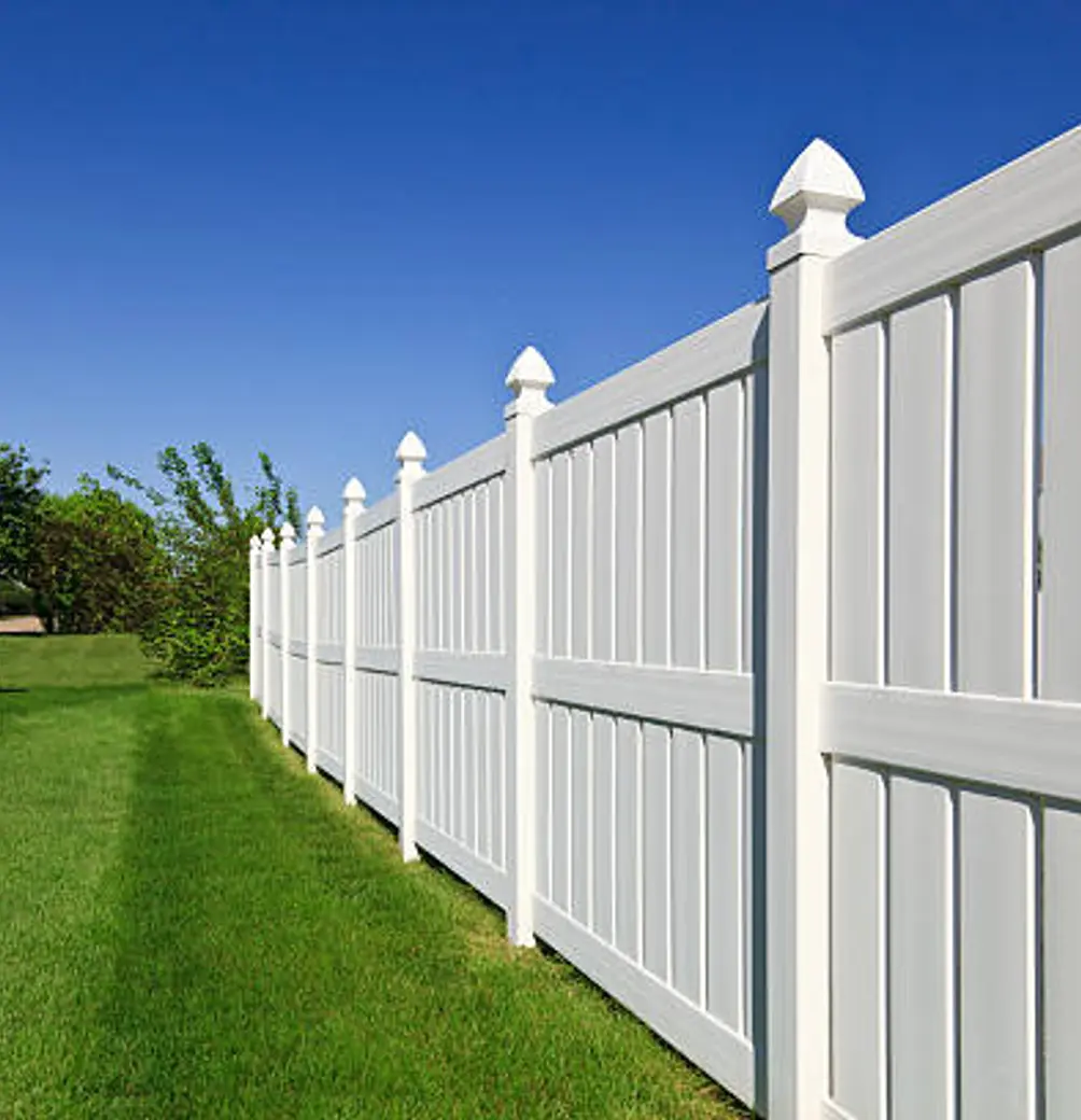 white vinyl fence installation